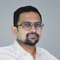 Dr. Vamshi Krishna M