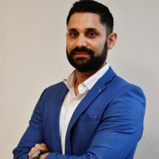 Mr Karan Puri