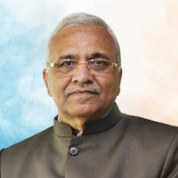 Dr. Girdhar Gyani
